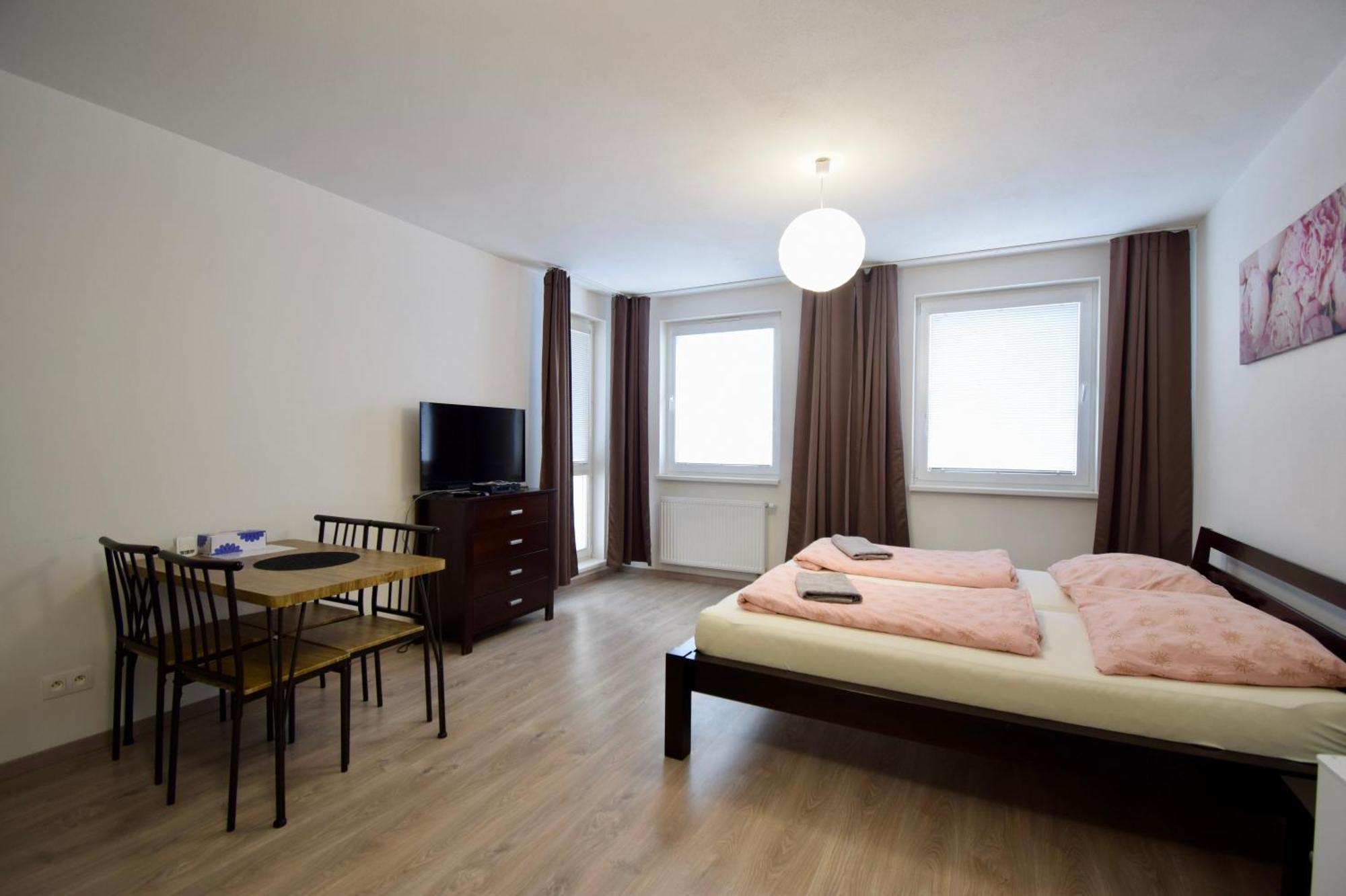 Apartman Zlatovska 22B Trencin Luaran gambar
